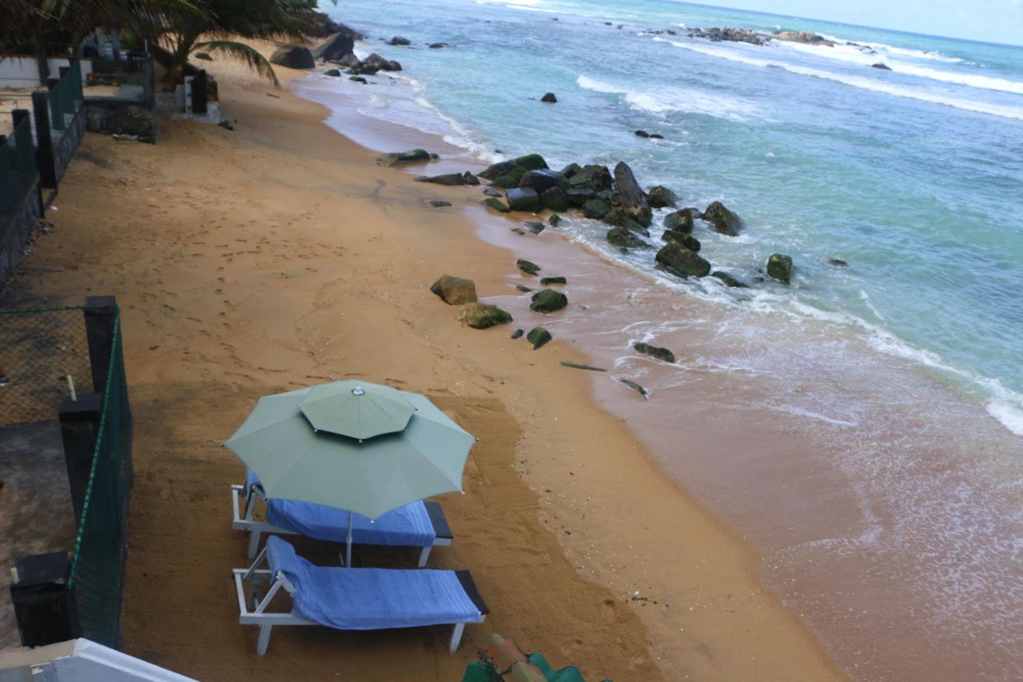 Lavendish Beach Resort Unawatuna Exterior foto