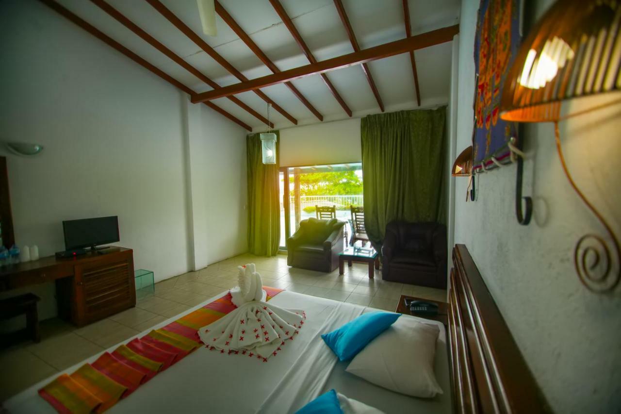 Lavendish Beach Resort Unawatuna Exterior foto